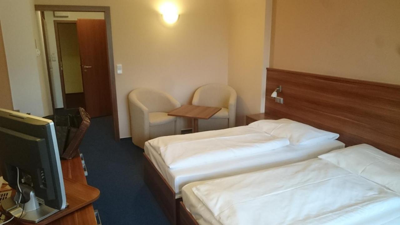Lipno Wellness - Frymburk Hotel Private Family Room Luaran gambar