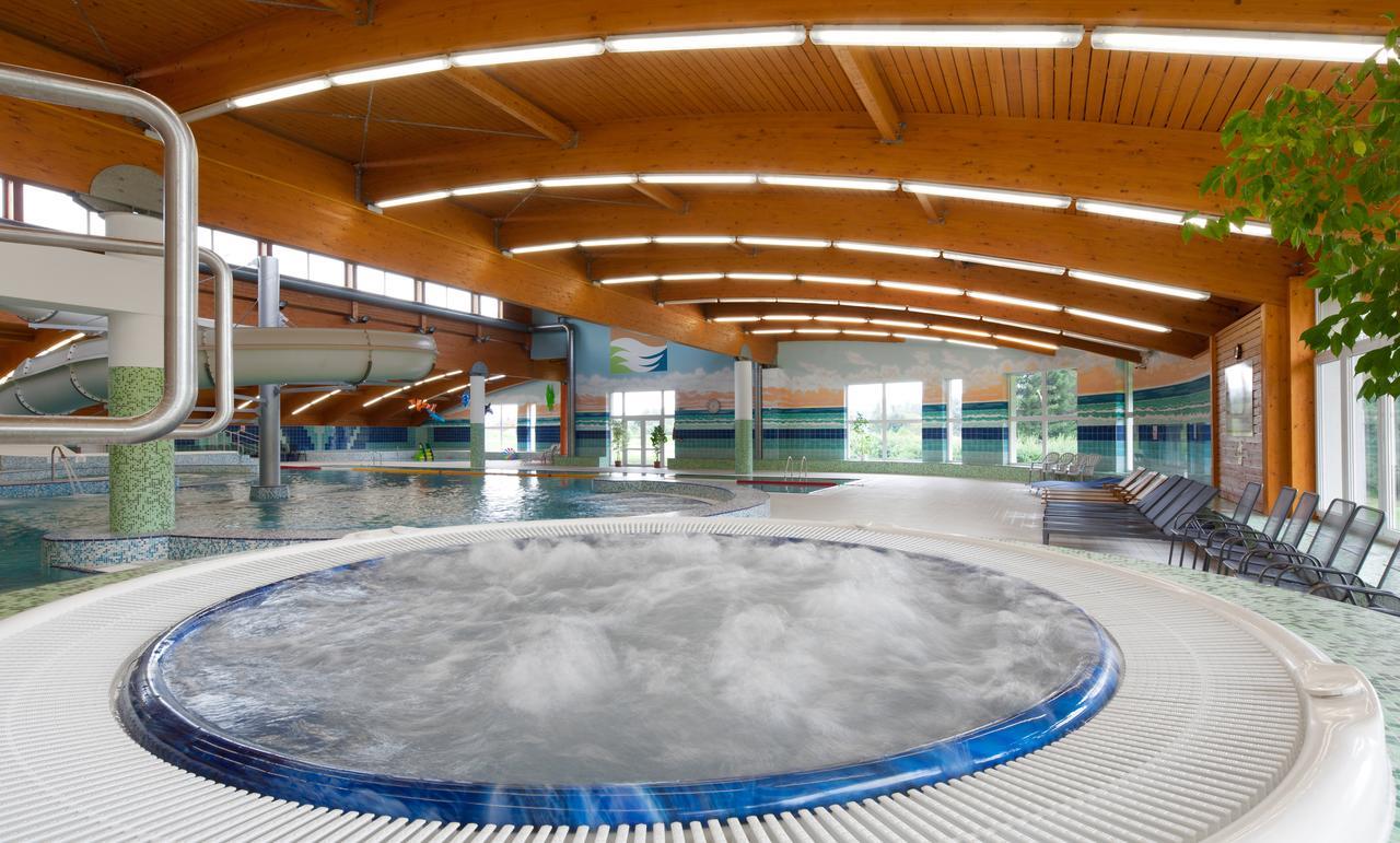 Lipno Wellness - Frymburk Hotel Private Family Room Luaran gambar