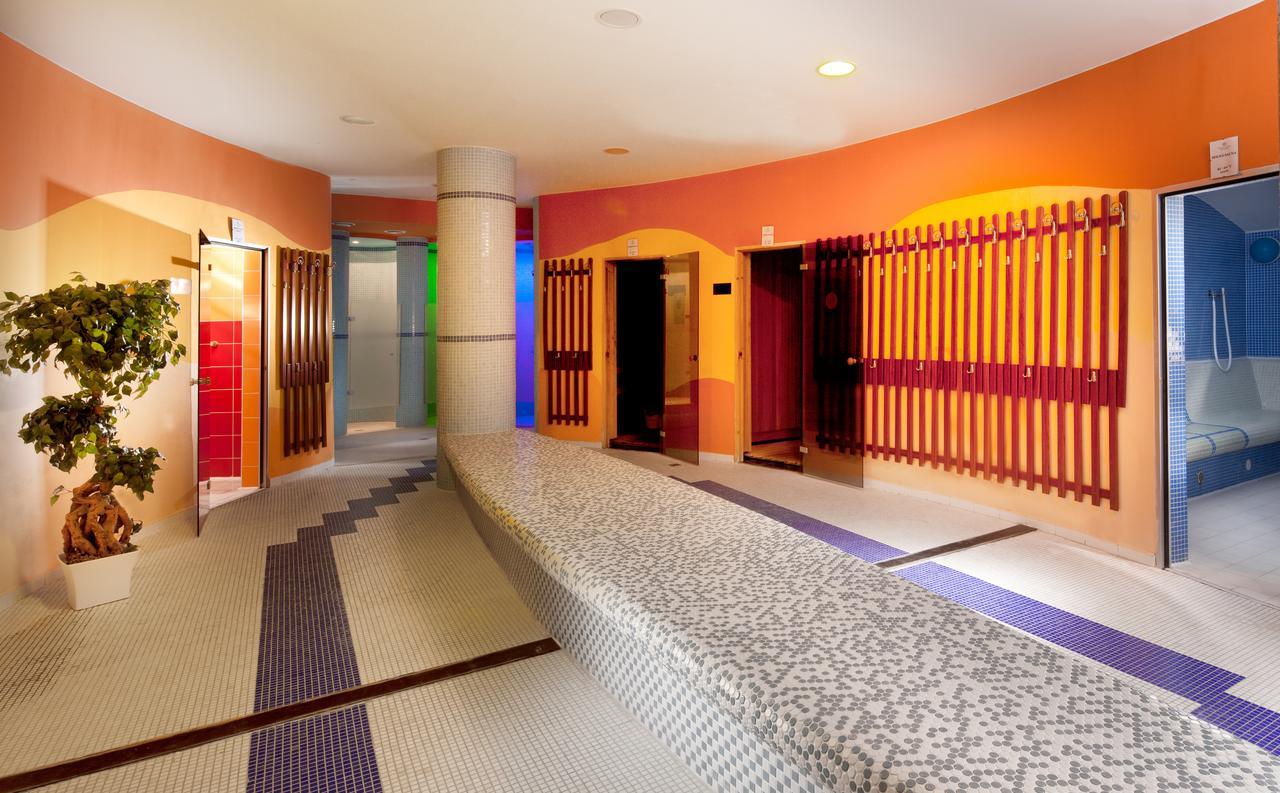 Lipno Wellness - Frymburk Hotel Private Family Room Luaran gambar