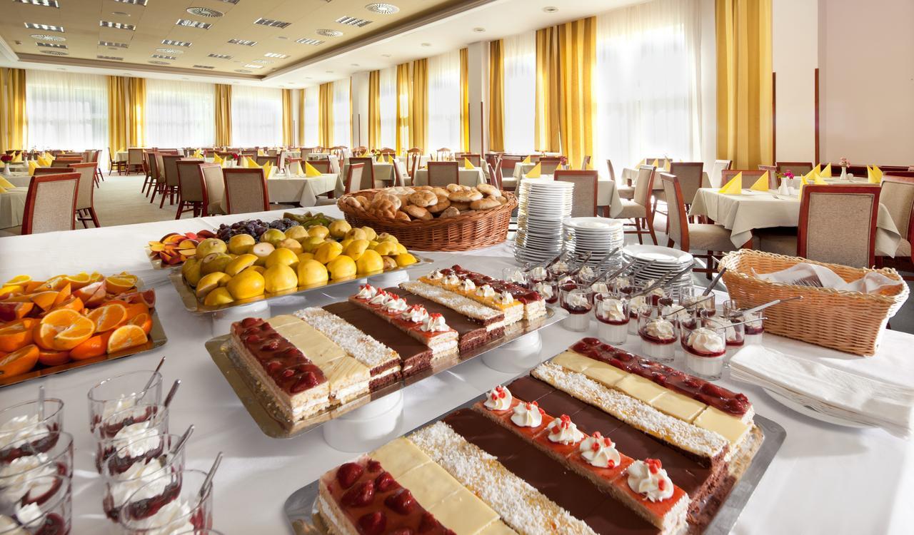 Lipno Wellness - Frymburk Hotel Private Family Room Luaran gambar